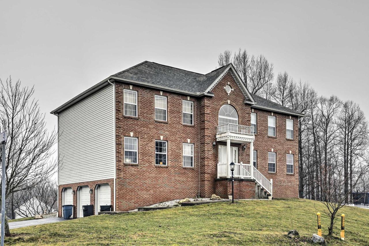 Pet-Friendly Apollo Home With Furnished Deck! New Kensington Exterior photo