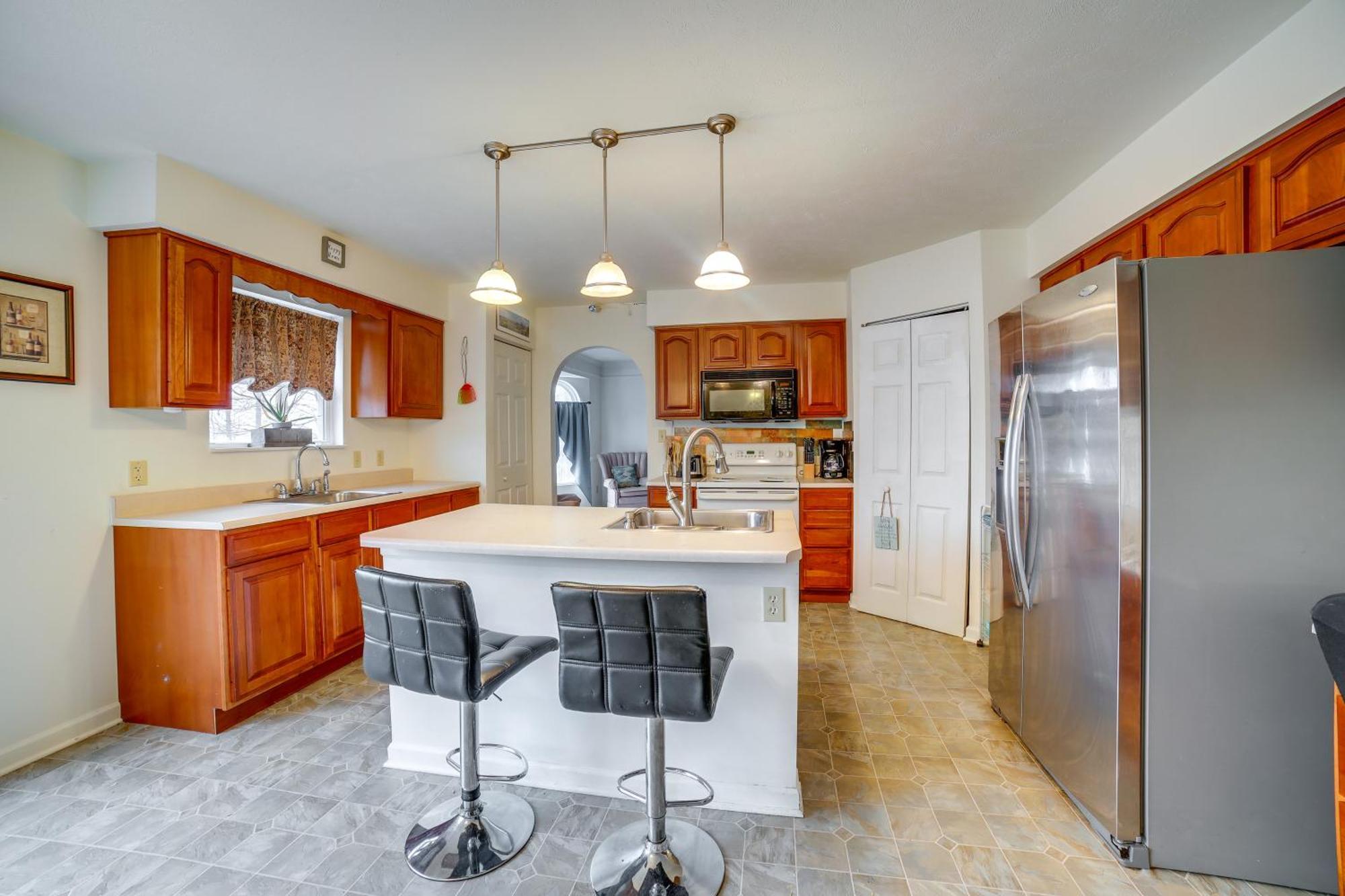 Pet-Friendly Apollo Home With Furnished Deck! New Kensington Exterior photo