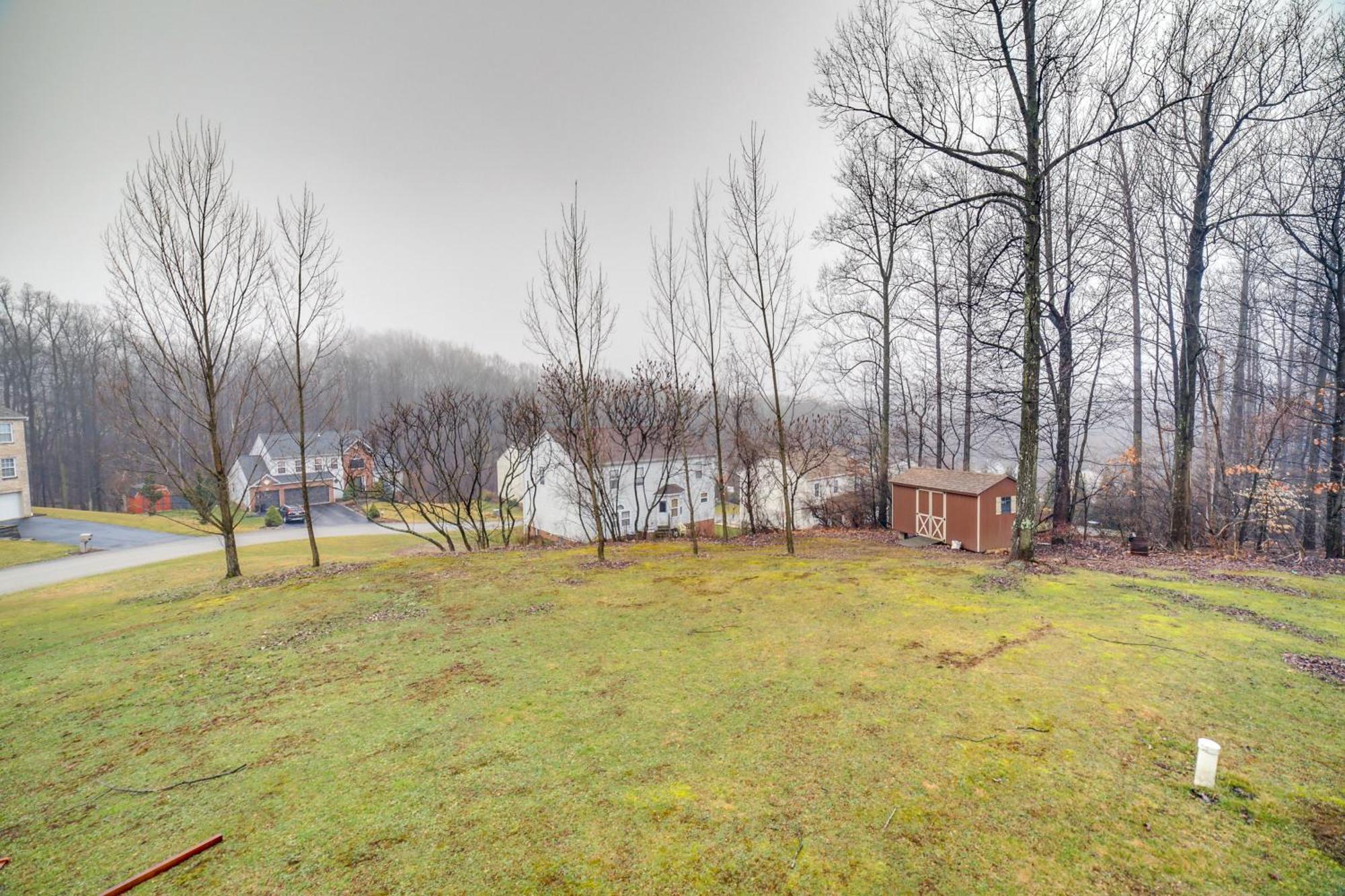 Pet-Friendly Apollo Home With Furnished Deck! New Kensington Exterior photo